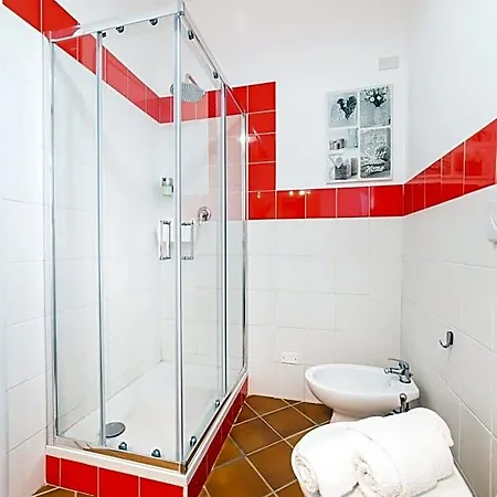 Oda ve Kahvaltı Circeea 4*